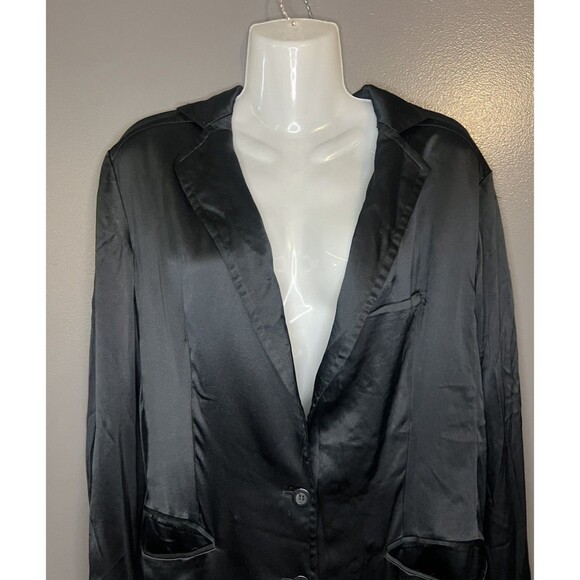 Express 100% Silk Women’s Size Medium Two Button Black Single Breasted Blazer - Picture 2 of 7